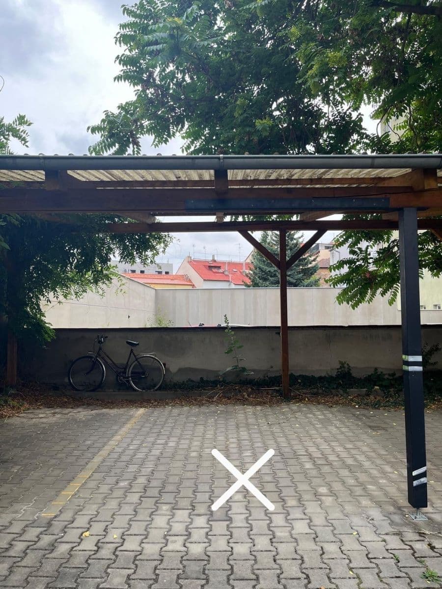 3 bedroom flat to rent, 95 m², Na Neklance, Prague, Prague 3 bedroom flat to rent, 95 m², Na Neklance, Prague, Prague