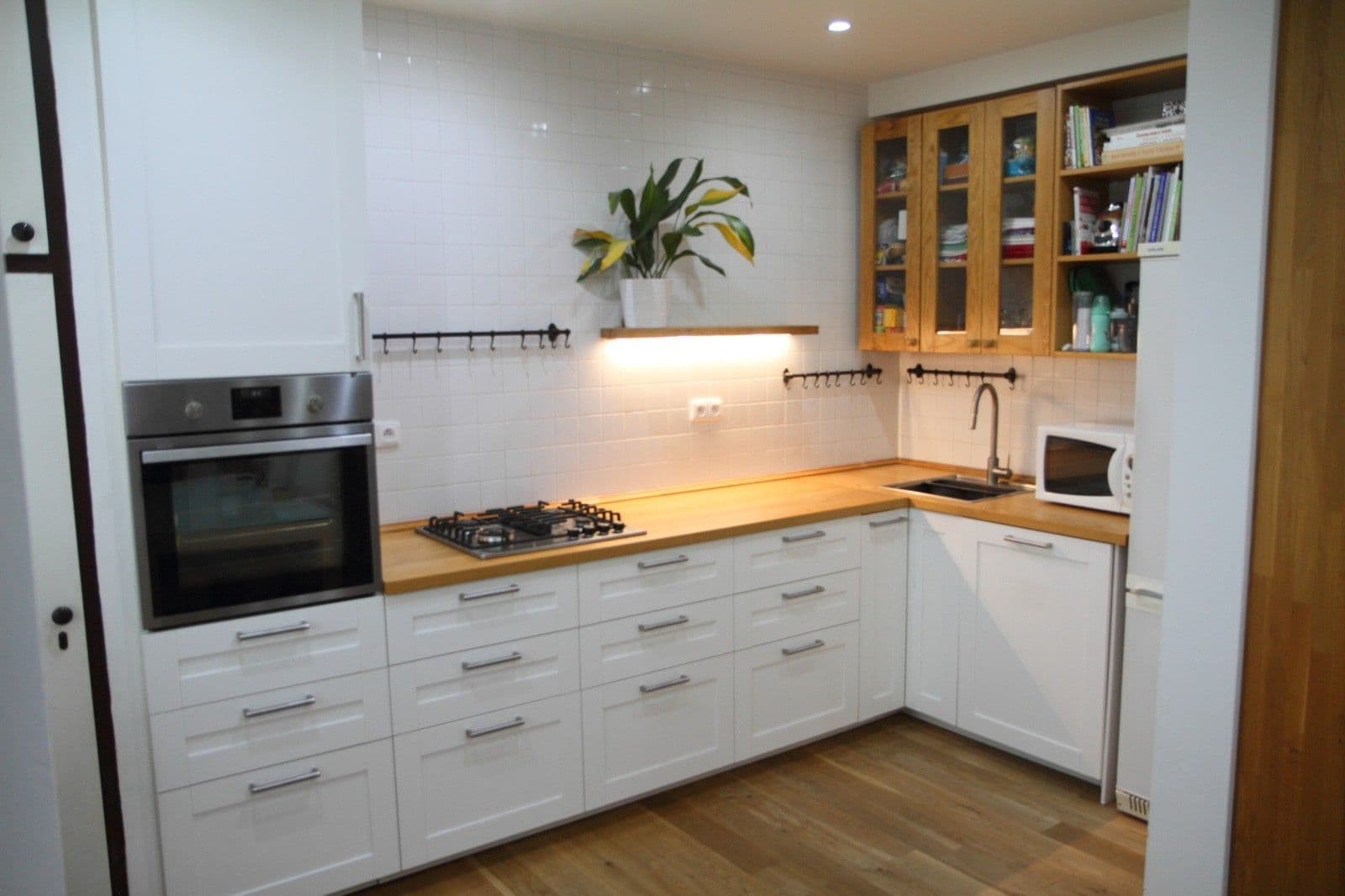 2 bedroom with open-plan kitchen flat to rent, 60 m², Velvarská, Prague, Prague 2 bedroom with open-plan kitchen flat to rent, 60 m², Velvarská, Prague, Prague