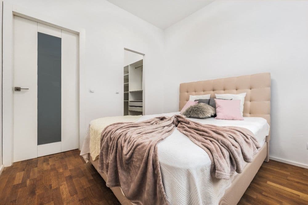 1 bedroom with open-plan kitchen flat for sale, 64 m², Nikoly Tesly, Prague, Prague 1 bedroom with open-plan kitchen flat for sale, 64 m², Nikoly Tesly, Prague, Prague