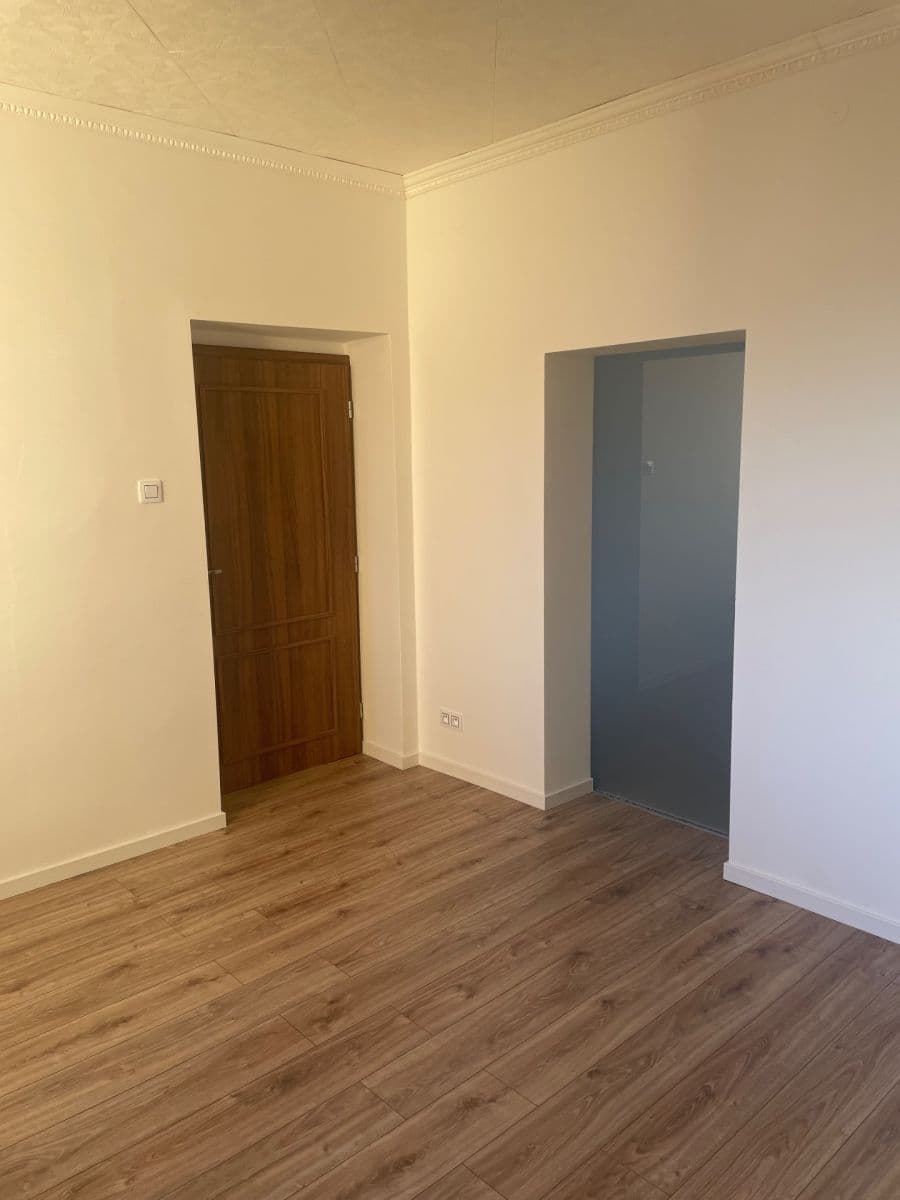 3 bedroom flat to rent, 81 m², Litovická, Hostivice, Středočeský Region 3 bedroom flat to rent, 81 m², Litovická, Hostivice, Středočeský Region