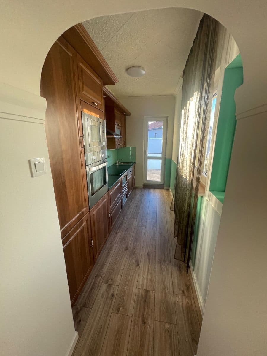 3 bedroom flat to rent, 81 m², Litovická, Hostivice, Středočeský Region 3 bedroom flat to rent, 81 m², Litovická, Hostivice, Středočeský Region