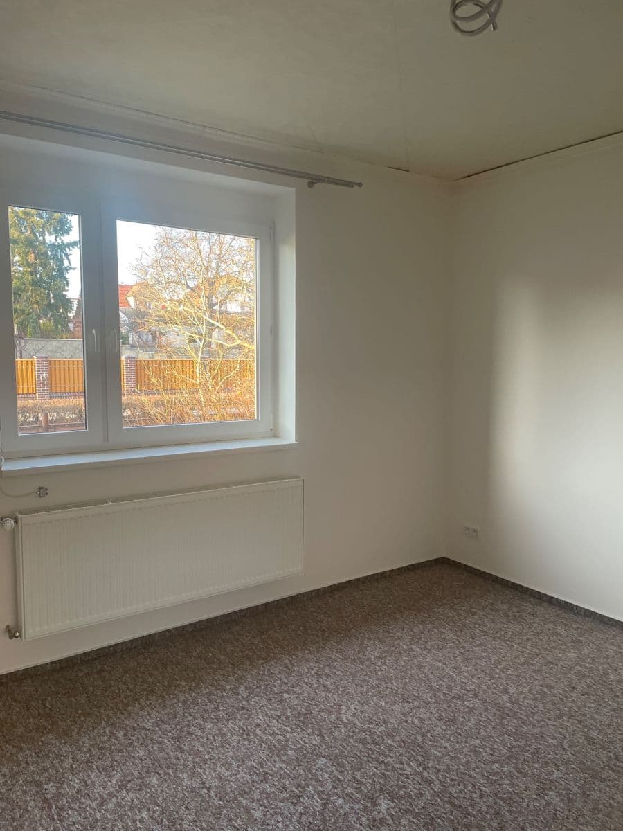 3 bedroom flat to rent, 81 m², Litovická, Hostivice, Středočeský Region 3 bedroom flat to rent, 81 m², Litovická, Hostivice, Středočeský Region