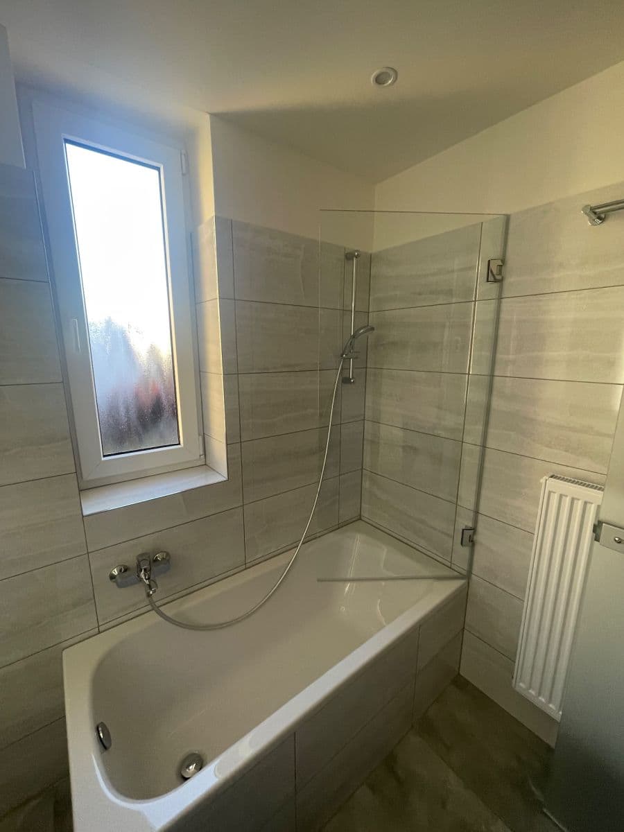 3 bedroom flat to rent, 81 m², Litovická, Hostivice, Středočeský Region 3 bedroom flat to rent, 81 m², Litovická, Hostivice, Středočeský Region