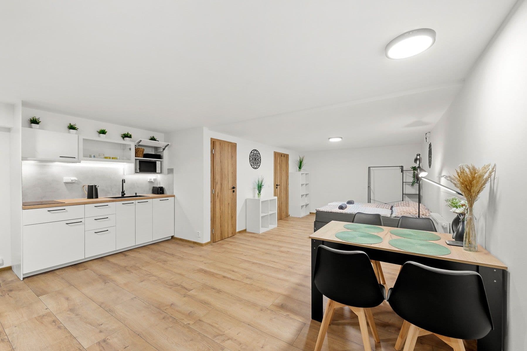 non-residential property to rent, 47 m², Na Hřebenkách, Prague, Prague non-residential property to rent, 47 m², Na Hřebenkách, Prague, Prague