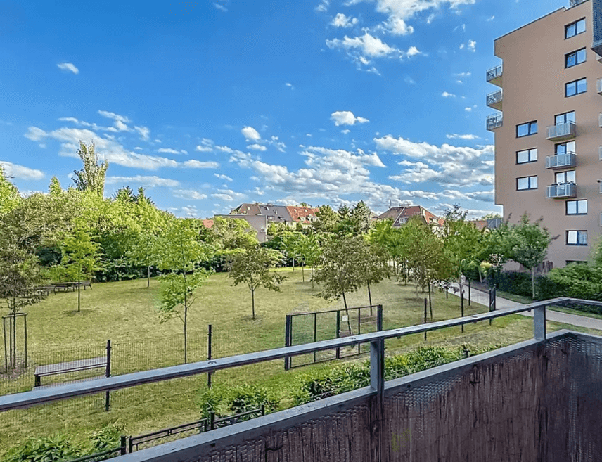 2 bedroom with open-plan kitchen flat for sale, 98 m², Zvěřinova, Prague, Prague 2 bedroom with open-plan kitchen flat for sale, 98 m², Zvěřinova, Prague, Prague