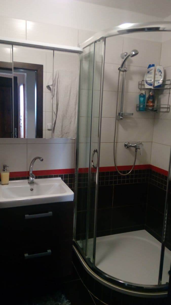 3 bedroom flat to rent, 64 m², Vavřenova, Prague, Prague 3 bedroom flat to rent, 64 m², Vavřenova, Prague, Prague