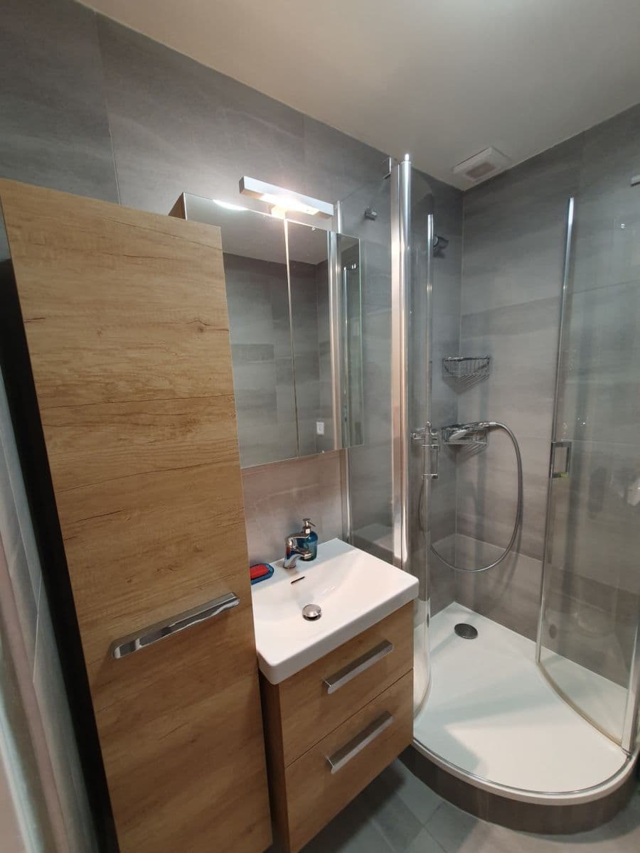 3 bedroom flat to rent, 72 m², Spodní, Brno, Jihomoravský Region 3 bedroom flat to rent, 72 m², Spodní, Brno, Jihomoravský Region