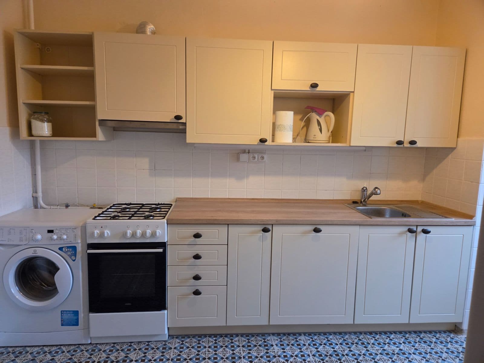 3 bedroom flat to rent, 80 m², Havlíčkovo náměstí, Ostrava, Moravskoslezský Region 3 bedroom flat to rent, 80 m², Havlíčkovo náměstí, Ostrava, Moravskoslezský Region