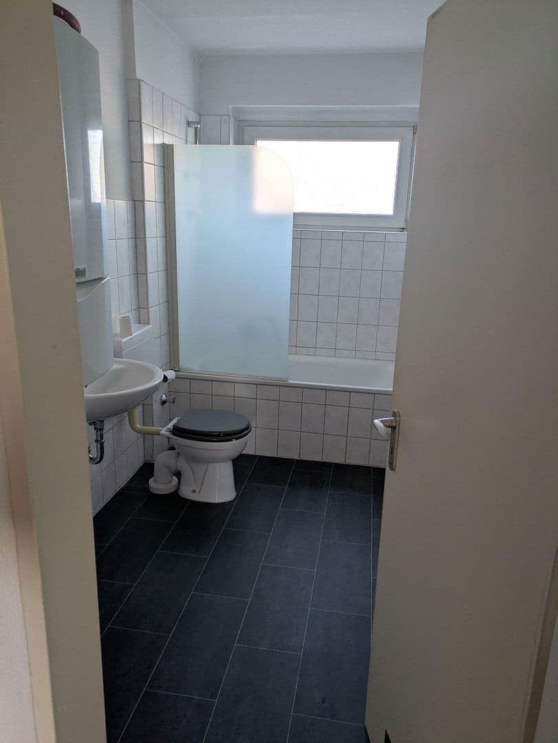 2 bedroom with open-plan kitchen flat to rent, 83 m², Sachsenstraße 176, Recklinghausen, North Rhine-Westphalia 2 bedroom with open-plan kitchen flat to rent, 83 m², Sachsenstraße 176, Recklinghausen, North Rhine-Westphalia