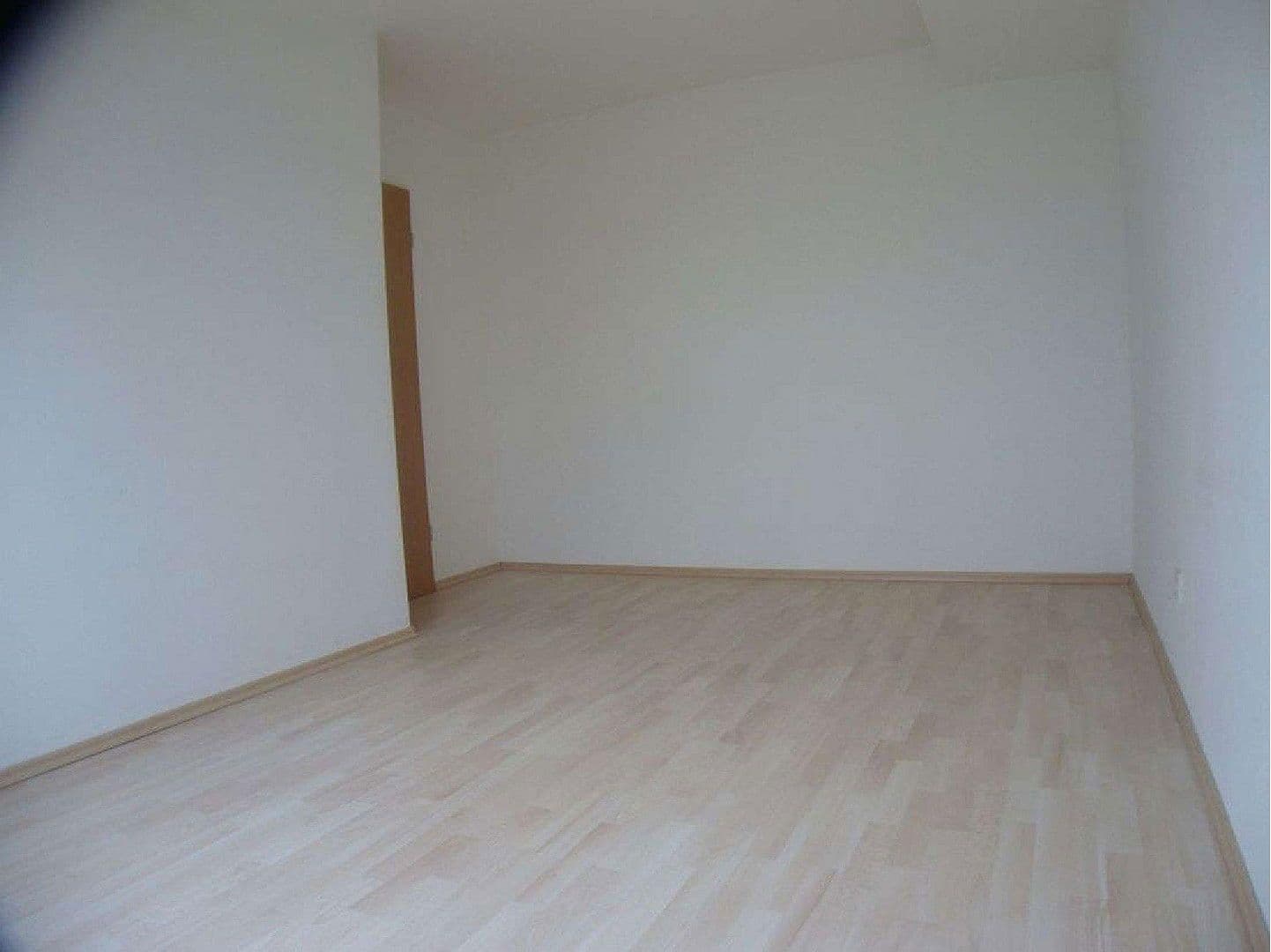 2 bedroom with open-plan kitchen flat to rent, 76 m², Holzweg 76, Dinslaken, North Rhine-Westphalia 2 bedroom with open-plan kitchen flat to rent, 76 m², Holzweg 76, Dinslaken, North Rhine-Westphalia