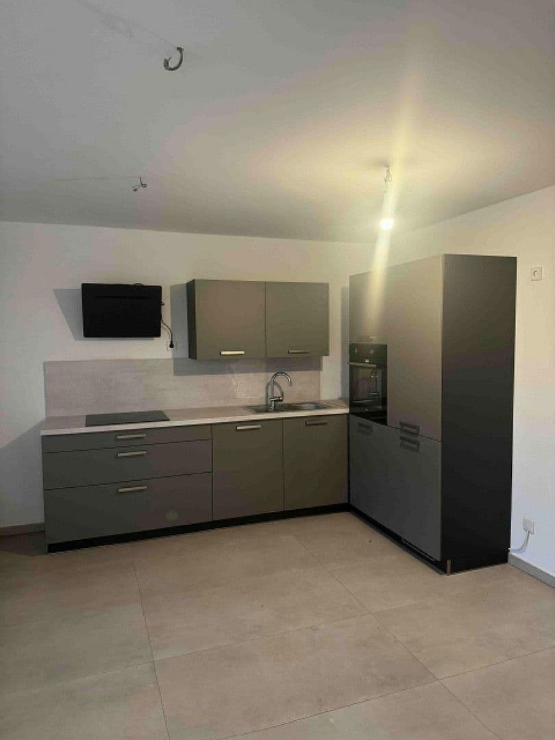 1 bedroom with open-plan kitchen flat to rent, 84 m², Wendlingen am Neckar, Baden-Württemberg 1 bedroom with open-plan kitchen flat to rent, 84 m², Wendlingen am Neckar, Baden-Württemberg