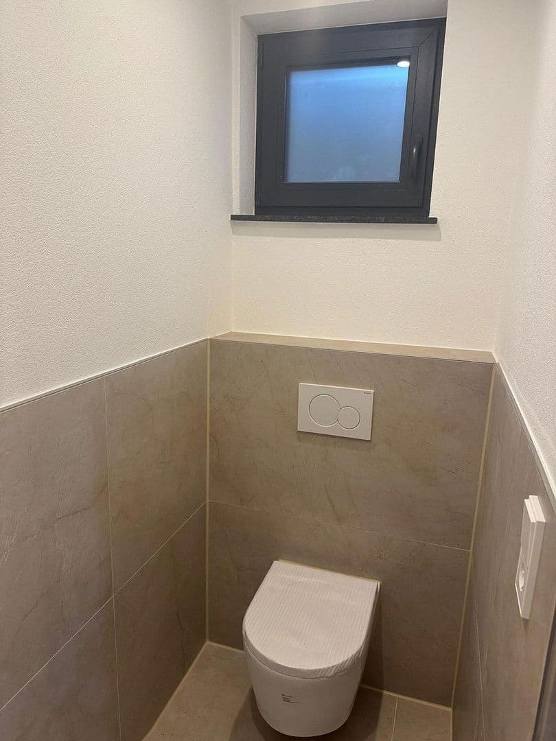 1 bedroom with open-plan kitchen flat to rent, 84 m², Wendlingen am Neckar, Baden-Württemberg 1 bedroom with open-plan kitchen flat to rent, 84 m², Wendlingen am Neckar, Baden-Württemberg