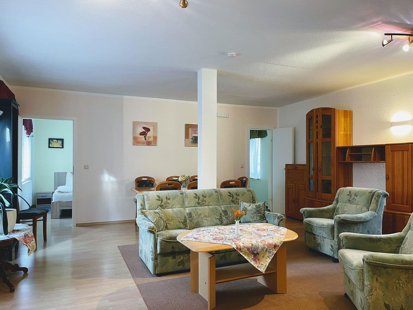 house for sale, 1,040 m², Hauptstraße 50, Bad Langensalza, Thuringia house for sale, 1,040 m², Hauptstraße 50, Bad Langensalza, Thuringia