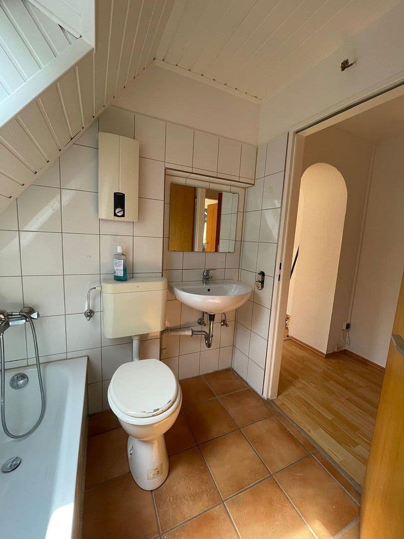 3 bedroom flat to rent, 50 m², In der Wüste 39, Leverkusen, North Rhine-Westphalia 3 bedroom flat to rent, 50 m², In der Wüste 39, Leverkusen, North Rhine-Westphalia