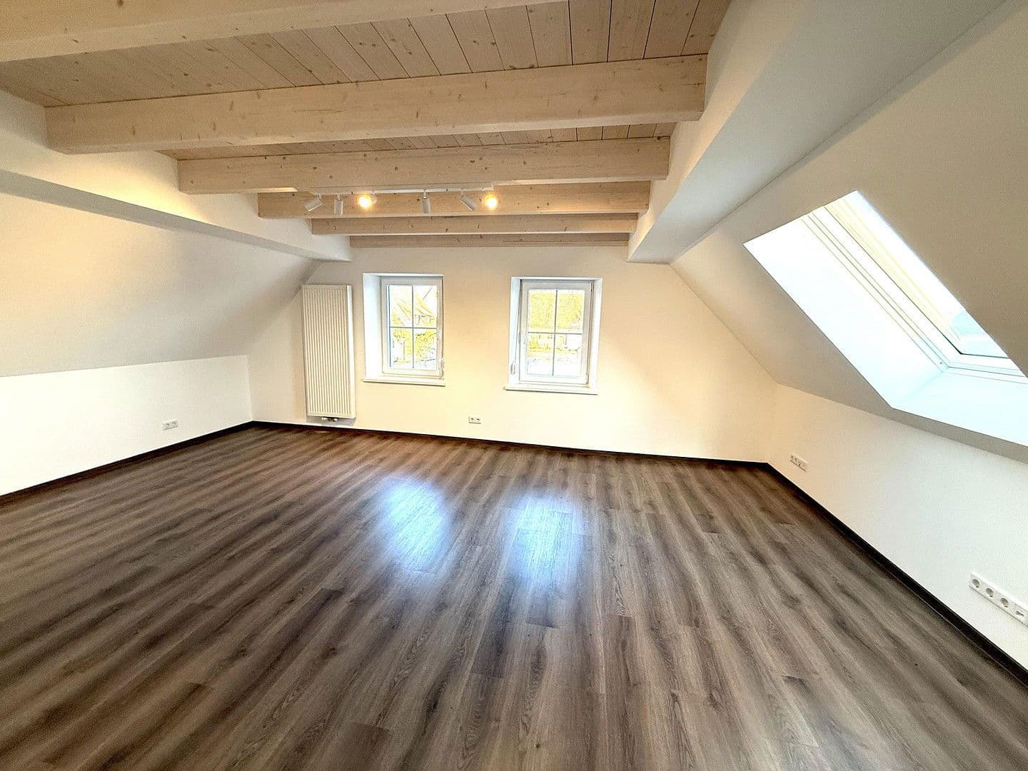 4 bedroom flat to rent, 140 m², Ellingen, Bavaria 4 bedroom flat to rent, 140 m², Ellingen, Bavaria