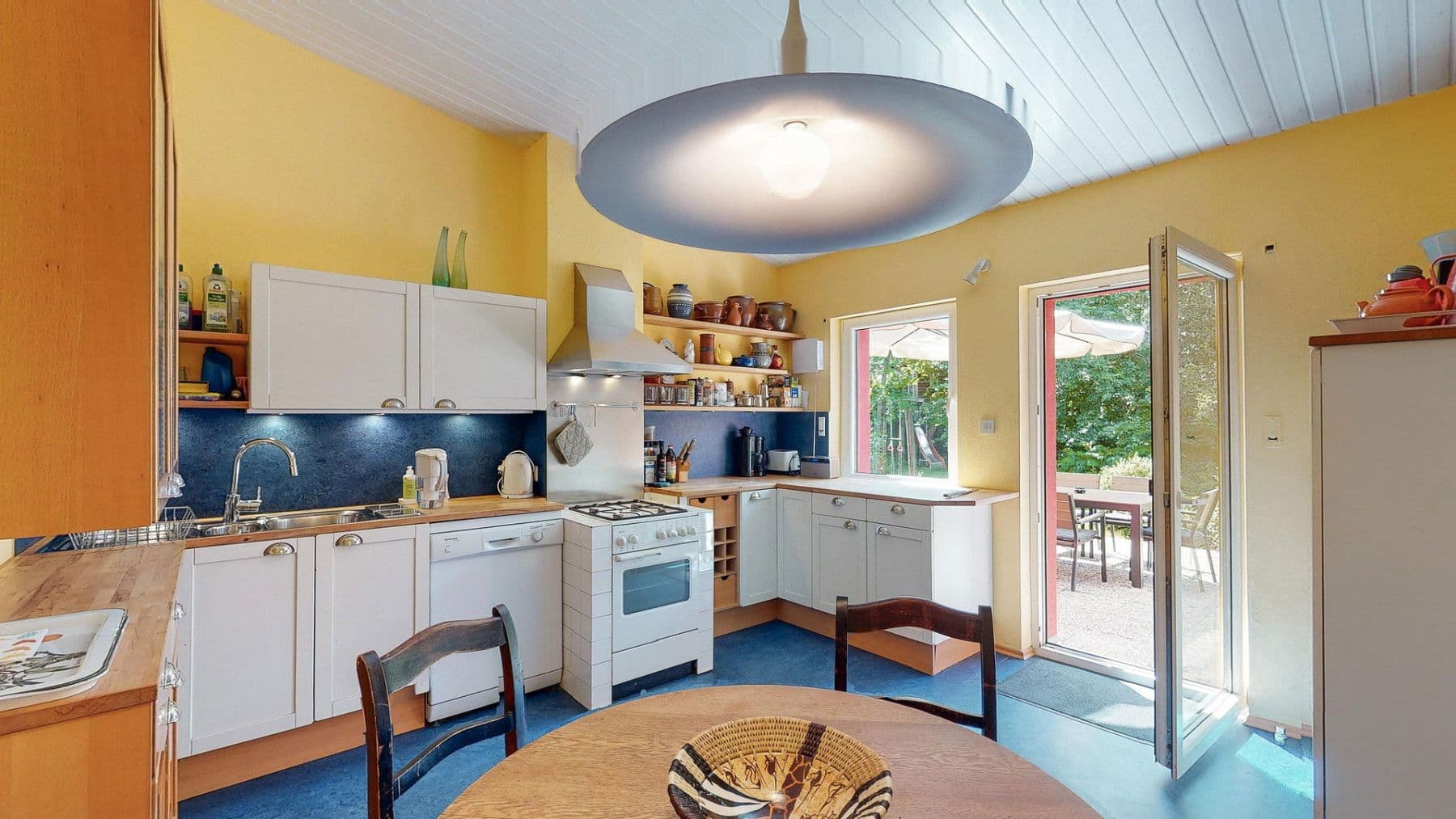 house for sale, 389 m², Daimlerstr. 14, Taunusstein, Hesse house for sale, 389 m², Daimlerstr. 14, Taunusstein, Hesse