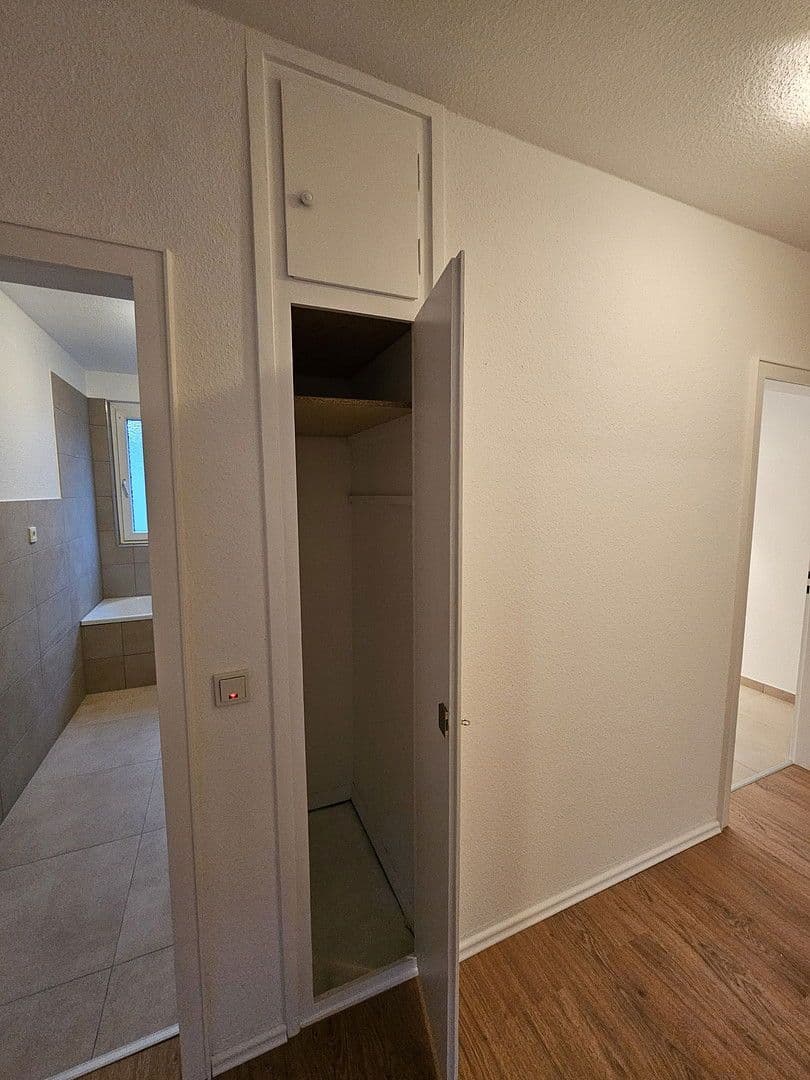 3 bedroom flat to rent, 78 m², Wiesbaden, Hesse 3 bedroom flat to rent, 78 m², Wiesbaden, Hesse