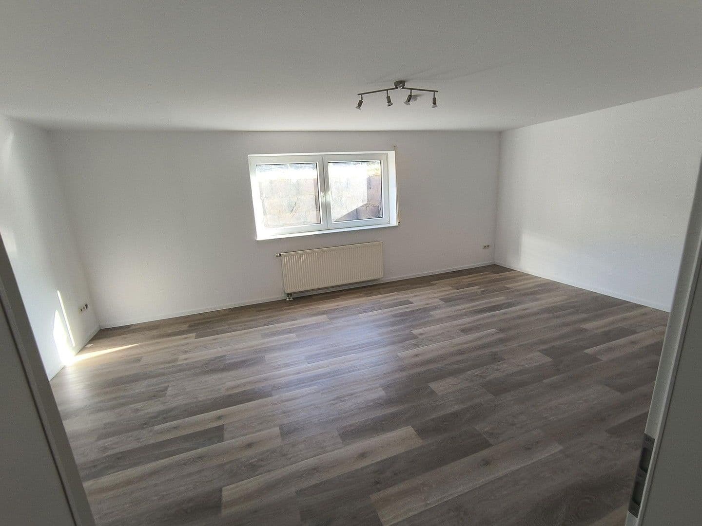 3 bedroom flat to rent, 95 m², Rheinbach, North Rhine-Westphalia 3 bedroom flat to rent, 95 m², Rheinbach, North Rhine-Westphalia
