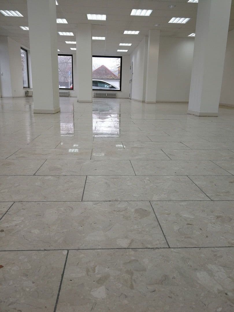 non-residential property to rent, 200 m², Hauptstraße 19 A, Neusäß, Bavaria non-residential property to rent, 200 m², Hauptstraße 19 A, Neusäß, Bavaria