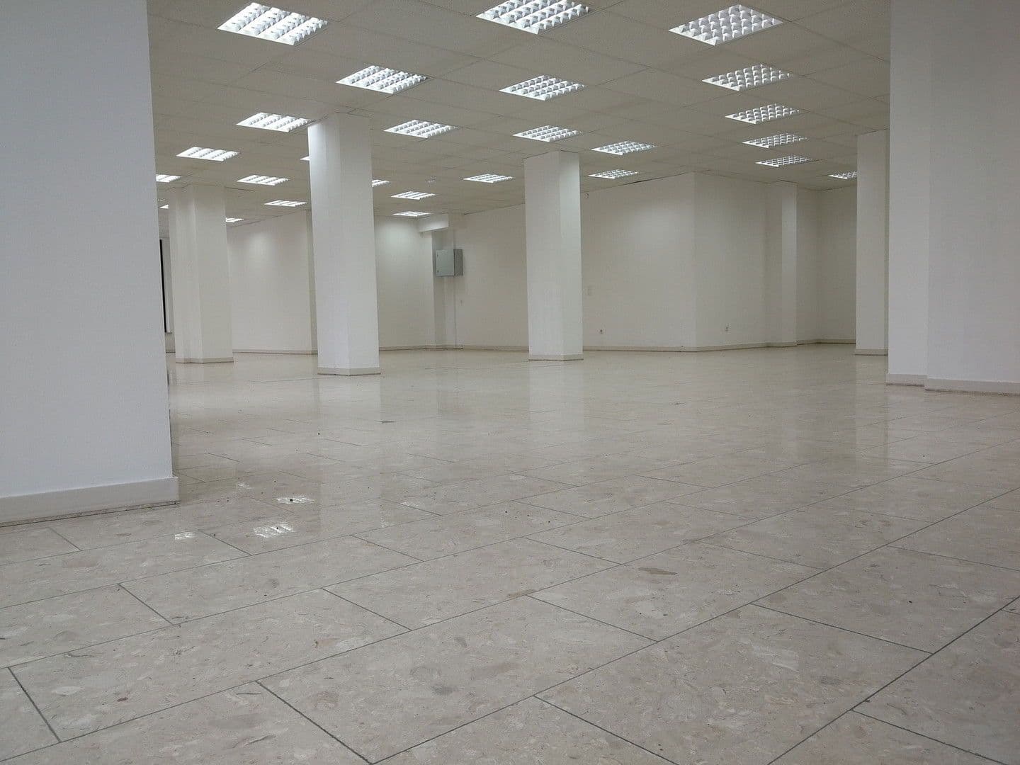 non-residential property to rent, 200 m², Hauptstraße 19 A, Neusäß, Bavaria non-residential property to rent, 200 m², Hauptstraße 19 A, Neusäß, Bavaria