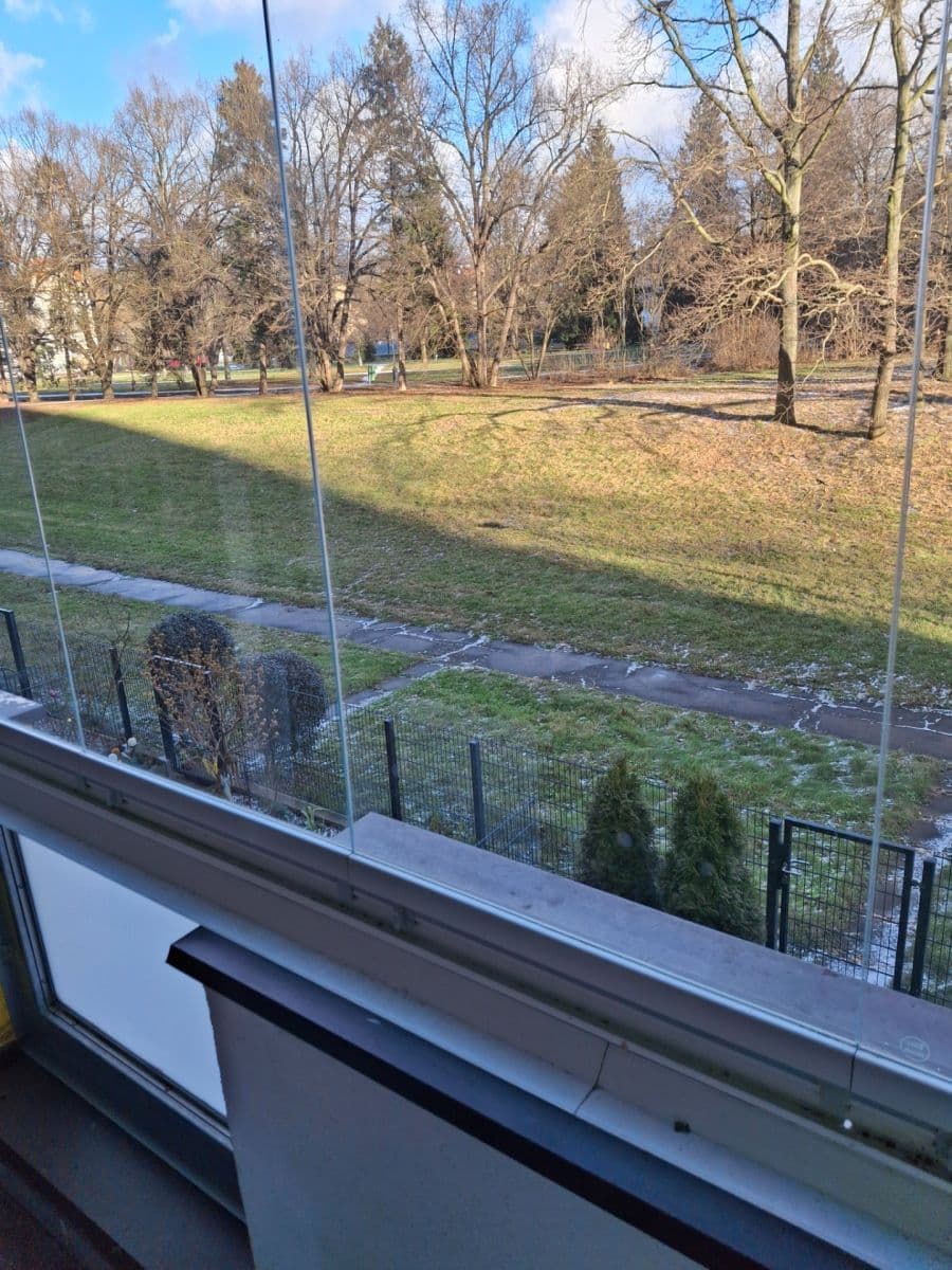 Studio flat to rent, 34 m², Hlivická, Prague, Prague Studio flat to rent, 34 m², Hlivická, Prague, Prague