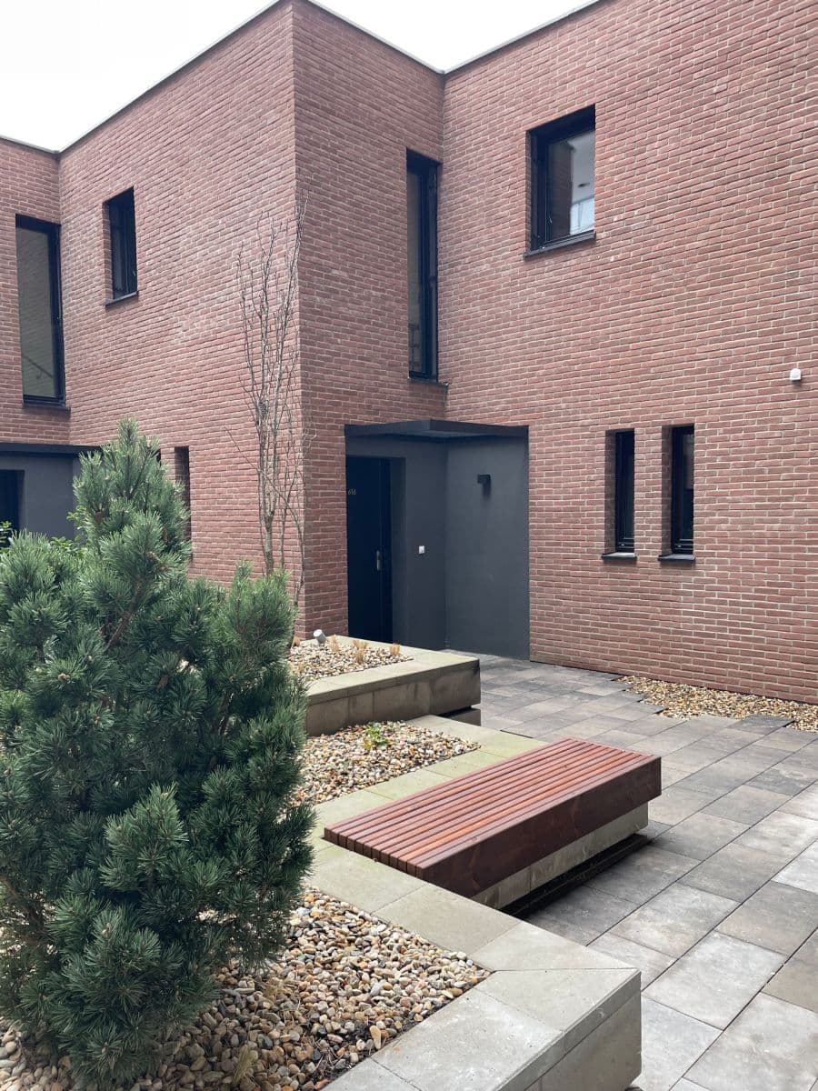 1 bedroom with open-plan kitchen flat to rent, 76 m², V Přístavu, Prague, Prague 1 bedroom with open-plan kitchen flat to rent, 76 m², V Přístavu, Prague, Prague