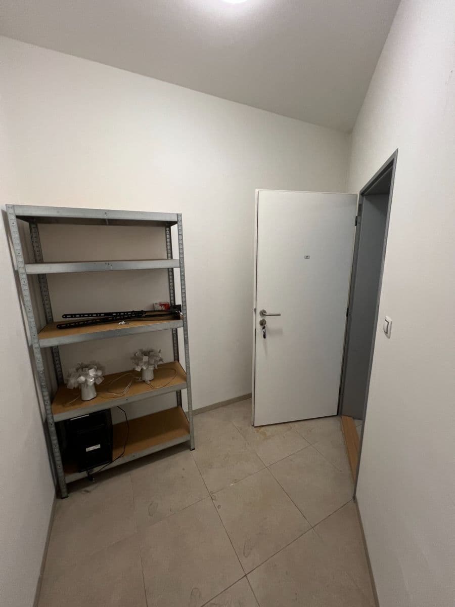 2 bedroom with open-plan kitchen flat for sale, 99 m², Řípská, Brno, Jihomoravský Region 2 bedroom with open-plan kitchen flat for sale, 99 m², Řípská, Brno, Jihomoravský Region