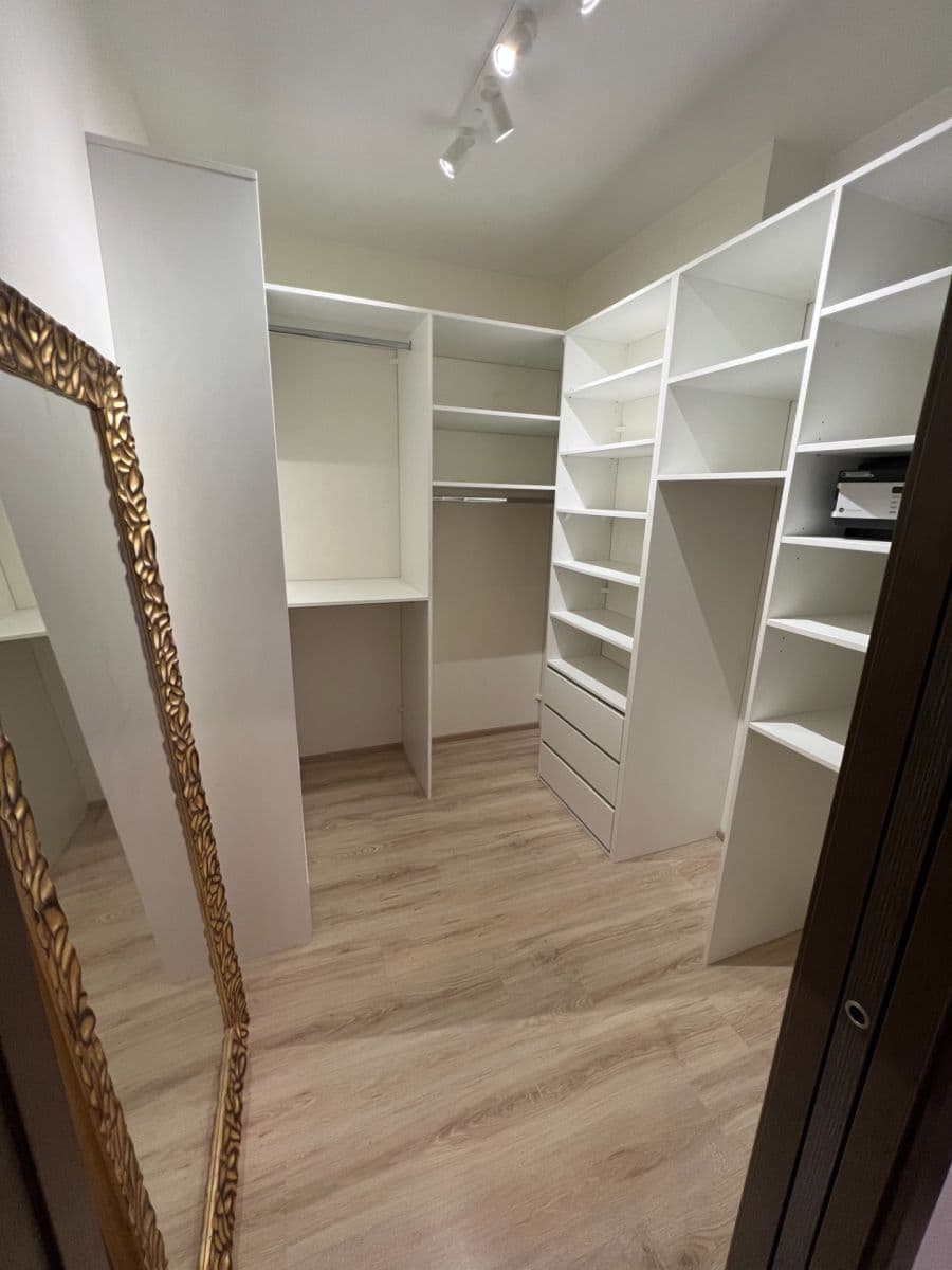 2 bedroom with open-plan kitchen flat for sale, 99 m², Řípská, Brno, Jihomoravský Region 2 bedroom with open-plan kitchen flat for sale, 99 m², Řípská, Brno, Jihomoravský Region