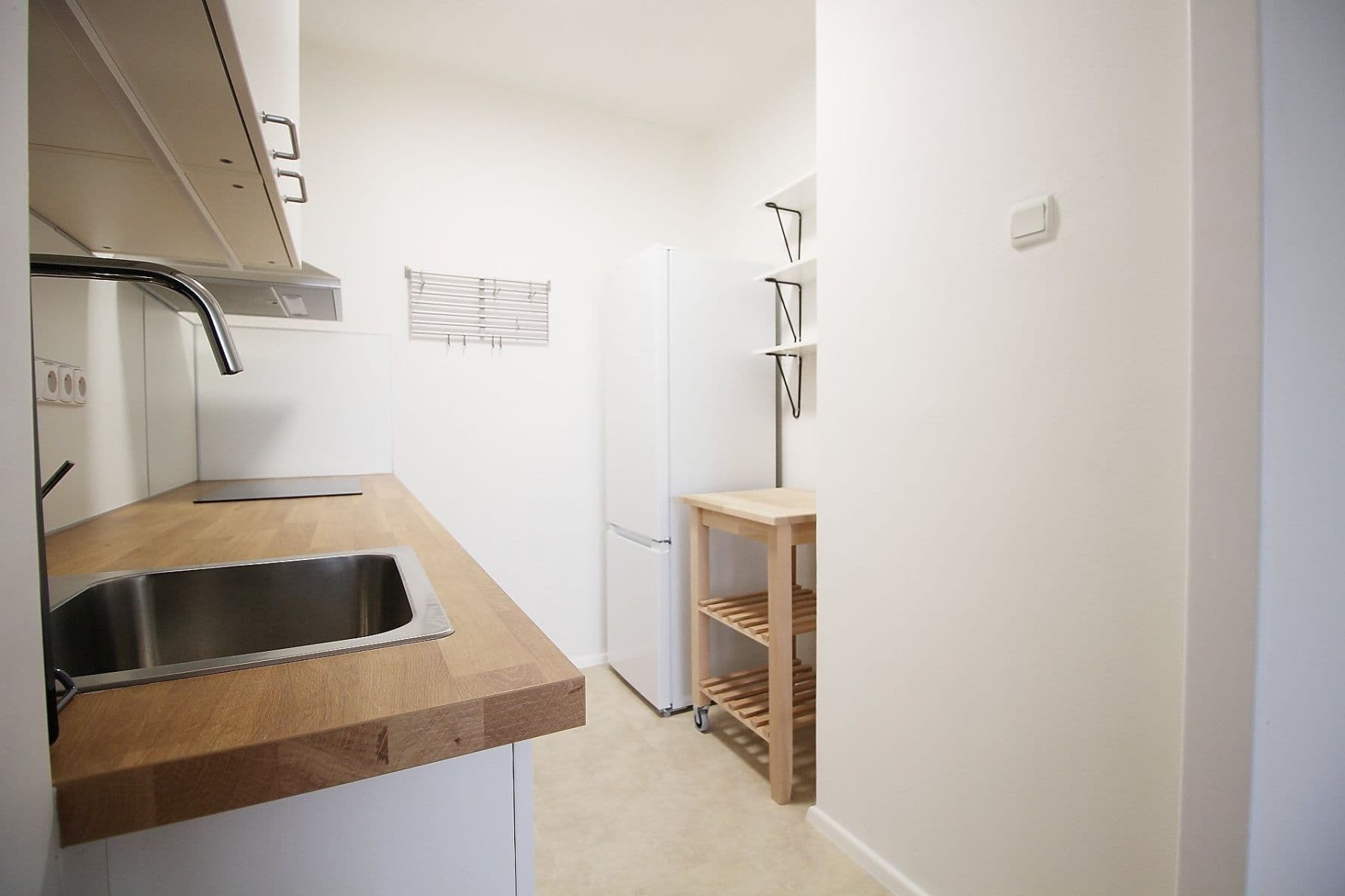 1 bedroom with open-plan kitchen flat to rent, 43 m², Chalupkova, Prague, Prague 1 bedroom with open-plan kitchen flat to rent, 43 m², Chalupkova, Prague, Prague