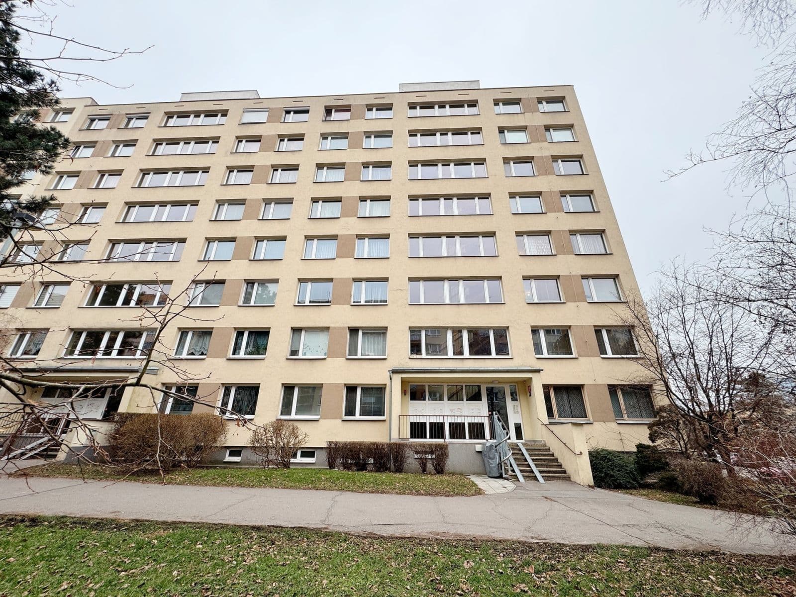 1 bedroom with open-plan kitchen flat to rent, 43 m², Chalupkova, Prague, Prague 1 bedroom with open-plan kitchen flat to rent, 43 m², Chalupkova, Prague, Prague