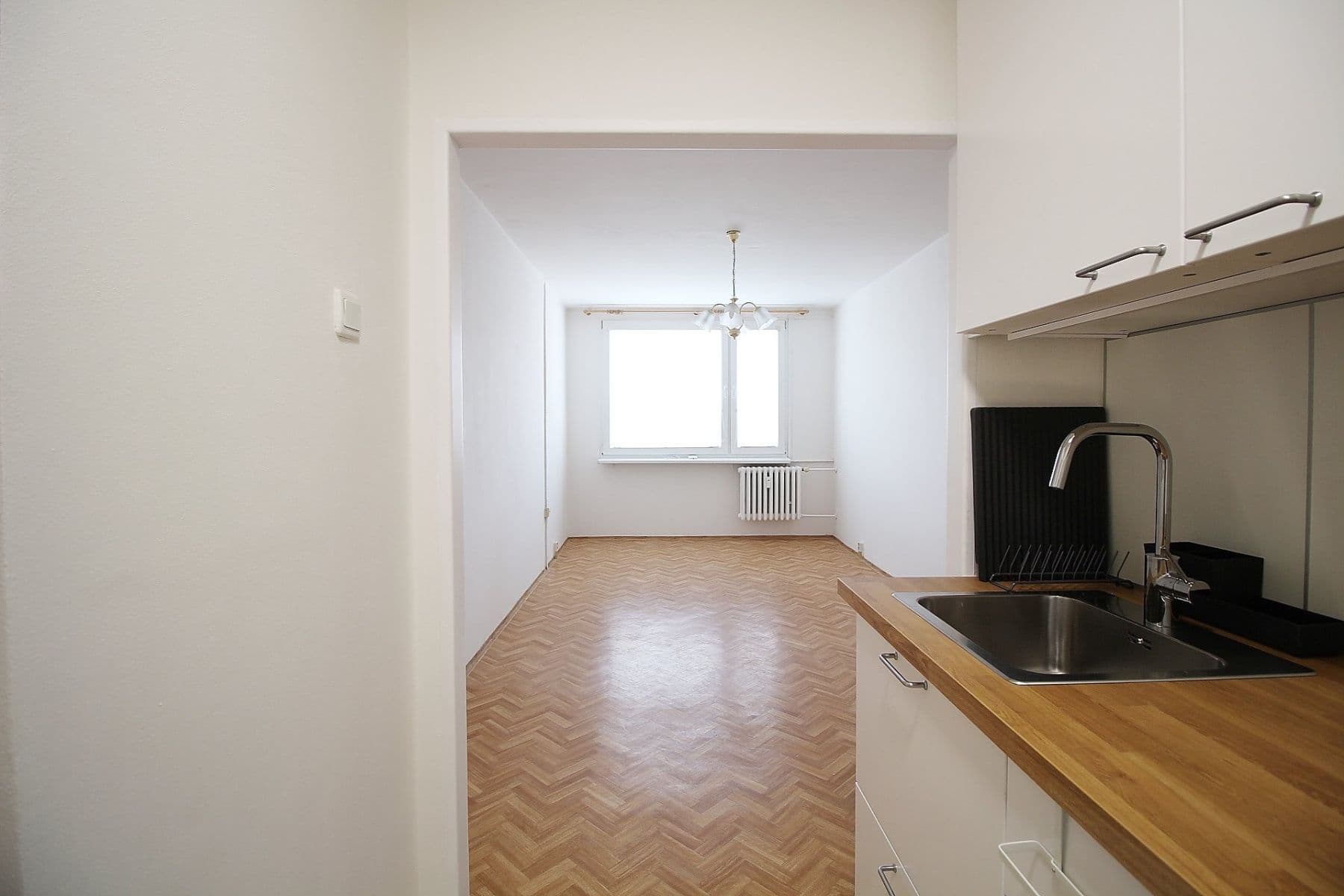 1 bedroom with open-plan kitchen flat to rent, 43 m², Chalupkova, Prague, Prague 1 bedroom with open-plan kitchen flat to rent, 43 m², Chalupkova, Prague, Prague