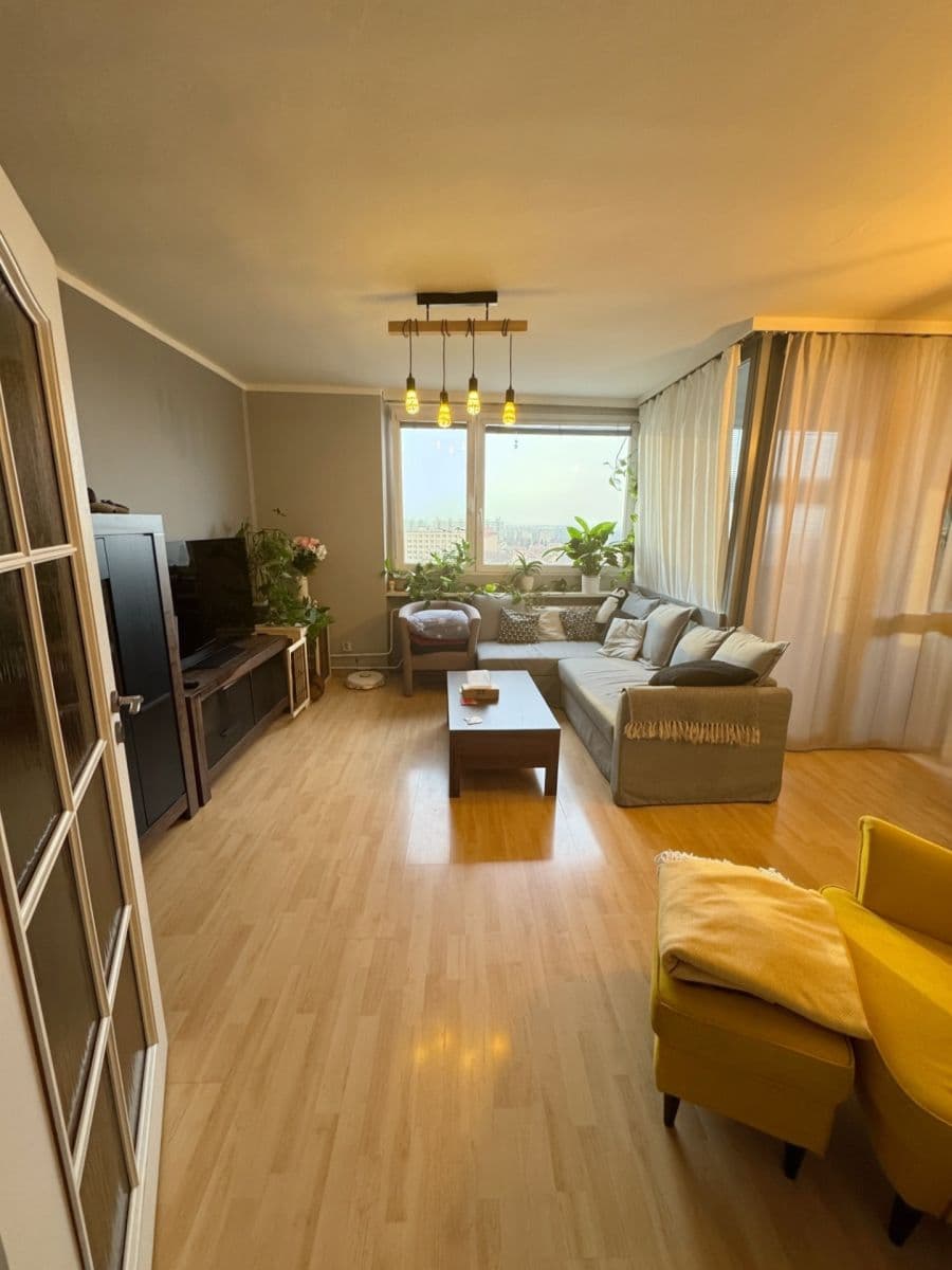 2 bedroom with open-plan kitchen flat for sale, 72 m², Hlivická, Prague, Prague 2 bedroom with open-plan kitchen flat for sale, 72 m², Hlivická, Prague, Prague