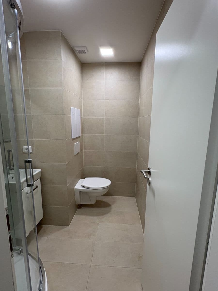 1 bedroom flat to rent, 35 m², 2. května, Zlín, Zlínský Region 1 bedroom flat to rent, 35 m², 2. května, Zlín, Zlínský Region