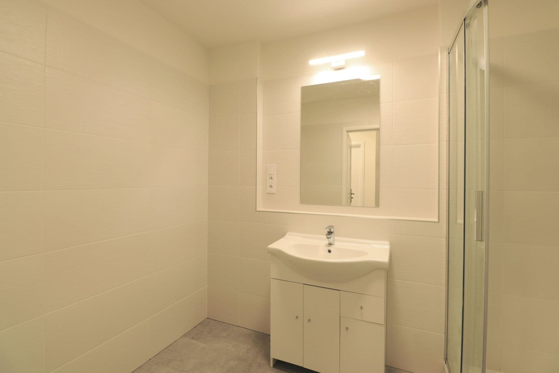 2 bedroom with open-plan kitchen flat to rent, 72 m², Borovanského, Prague, Prague 2 bedroom with open-plan kitchen flat to rent, 72 m², Borovanského, Prague, Prague