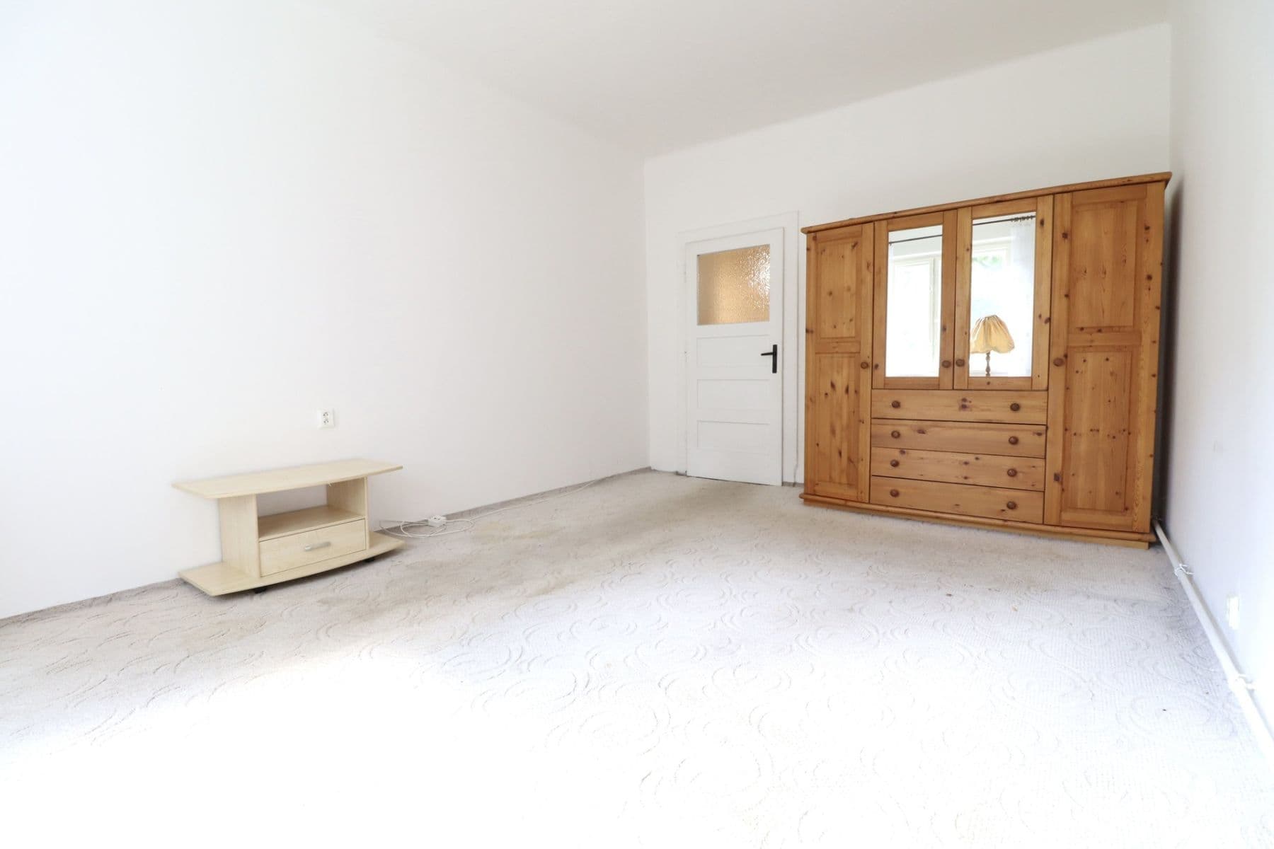 1 bedroom with open-plan kitchen flat to rent, 54 m², Mrštíkova, Prague, Prague 1 bedroom with open-plan kitchen flat to rent, 54 m², Mrštíkova, Prague, Prague