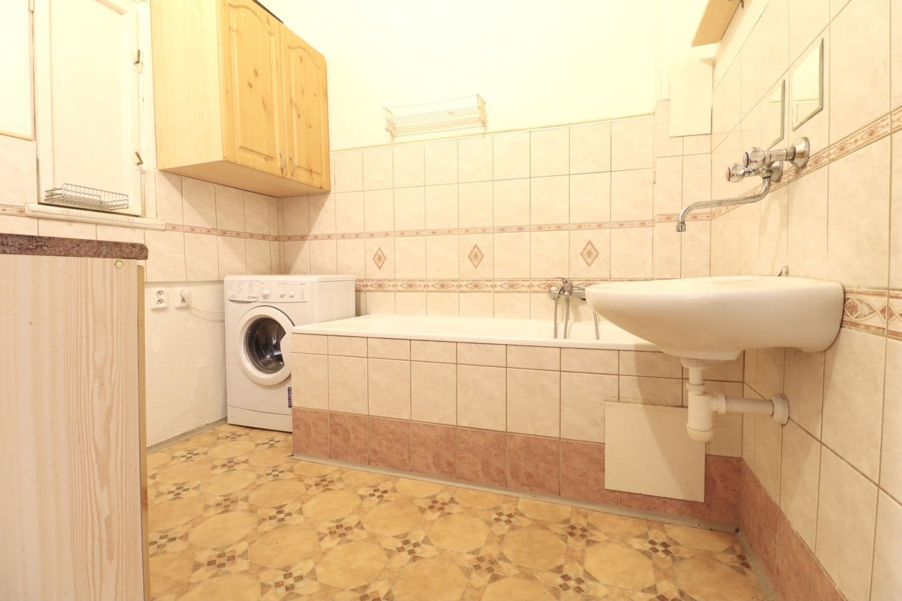 1 bedroom with open-plan kitchen flat to rent, 54 m², Mrštíkova, Prague, Prague 1 bedroom with open-plan kitchen flat to rent, 54 m², Mrštíkova, Prague, Prague