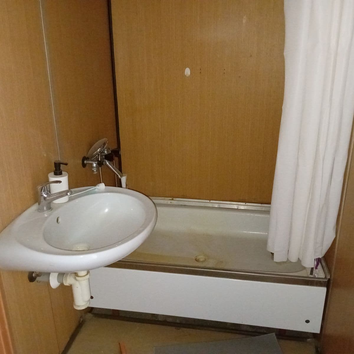 non-residential property to rent, 101 m², Českobratrská, Prague, Prague non-residential property to rent, 101 m², Českobratrská, Prague, Prague