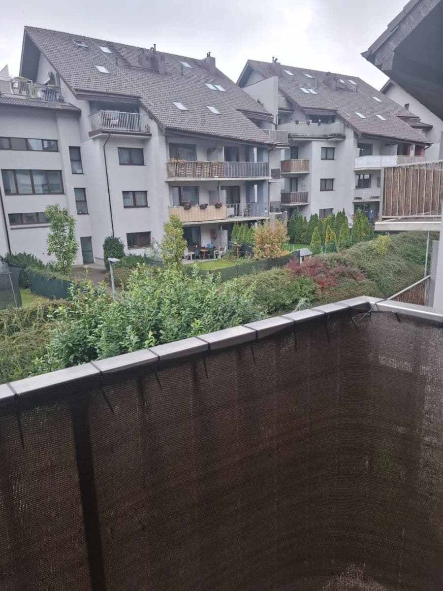 Studio flat to rent, 34 m², Jabloňová, Moravany, Jihomoravský Region Studio flat to rent, 34 m², Jabloňová, Moravany, Jihomoravský Region