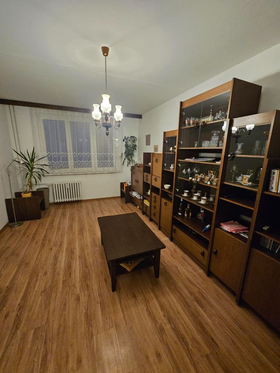 3 bedroom flat to rent, 71 m², Březhradská, Hradec Králové, Královéhradecký Region 3 bedroom flat to rent, 71 m², Březhradská, Hradec Králové, Královéhradecký Region