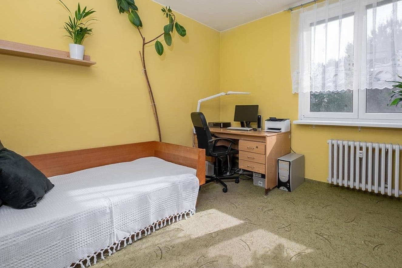 3 bedroom flat to rent, 71 m², Březhradská, Hradec Králové, Královéhradecký Region 3 bedroom flat to rent, 71 m², Březhradská, Hradec Králové, Královéhradecký Region