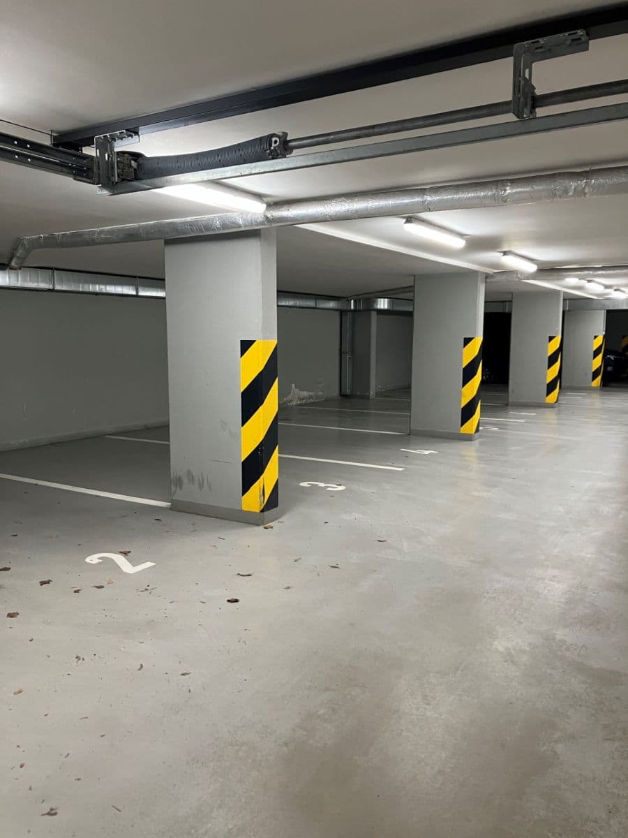 garage to rent, 13 m², Tigridova, Prague, Prague garage to rent, 13 m², Tigridova, Prague, Prague