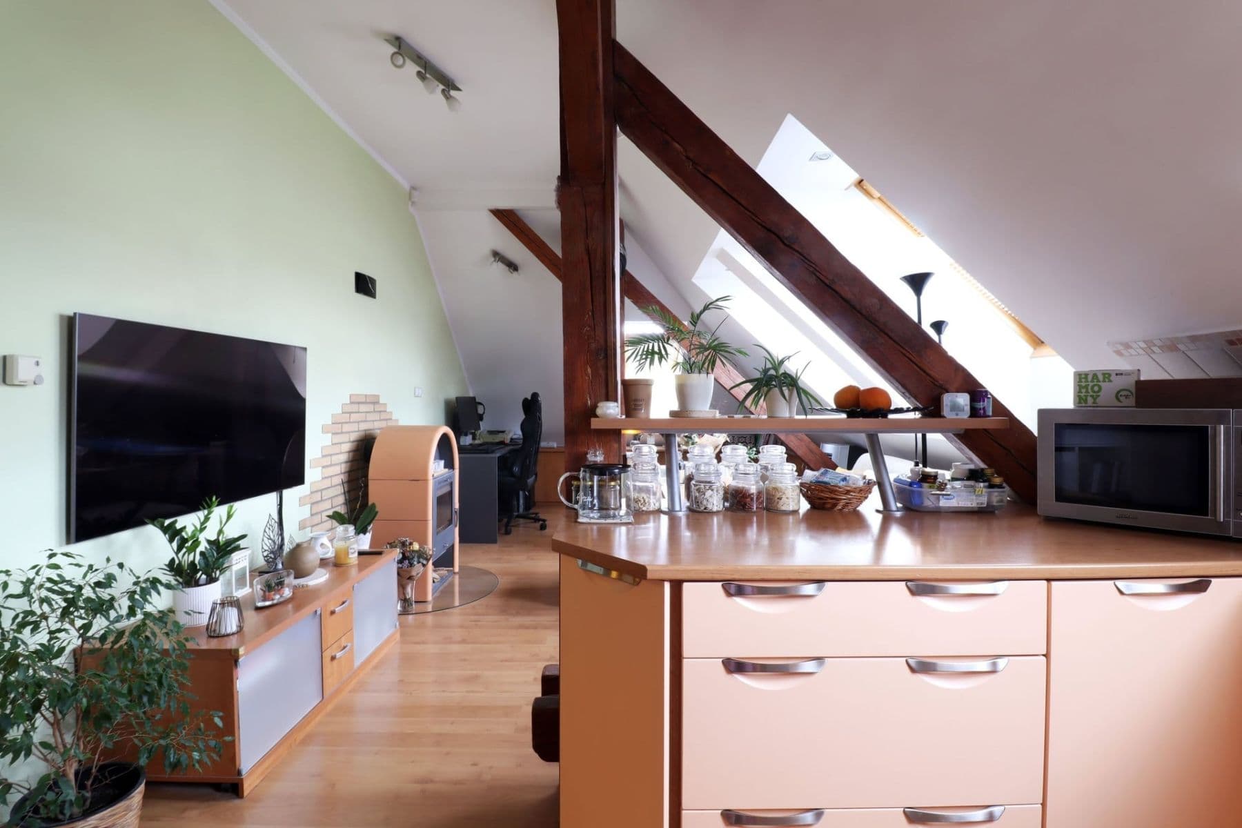 1 bedroom with open-plan kitchen flat to rent, 66 m², V Holešovičkách, Prague, Prague 1 bedroom with open-plan kitchen flat to rent, 66 m², V Holešovičkách, Prague, Prague