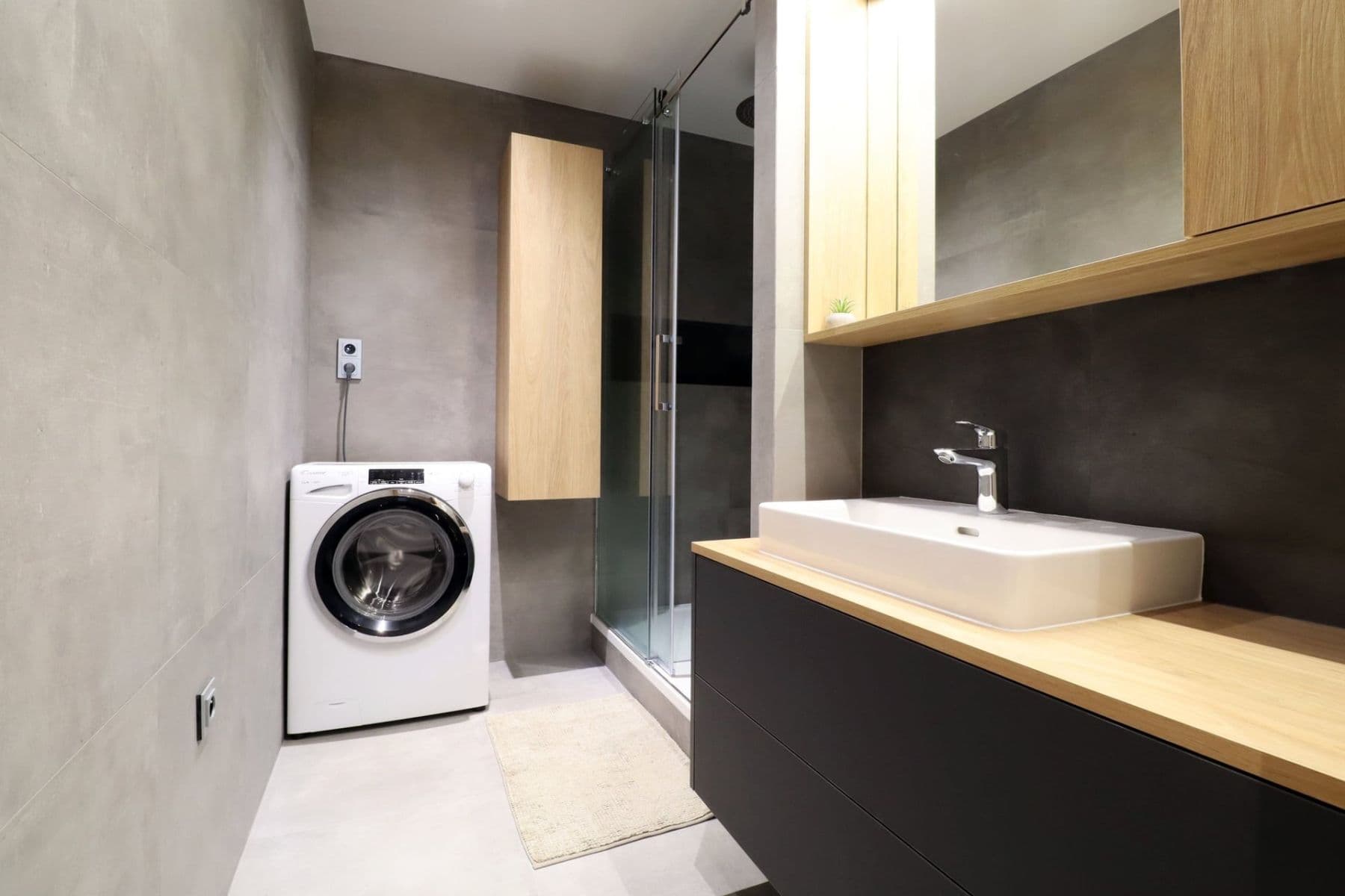 3 bedroom with open-plan kitchen flat to rent, 82 m², Hněvkovského, Prague, Prague 3 bedroom with open-plan kitchen flat to rent, 82 m², Hněvkovského, Prague, Prague