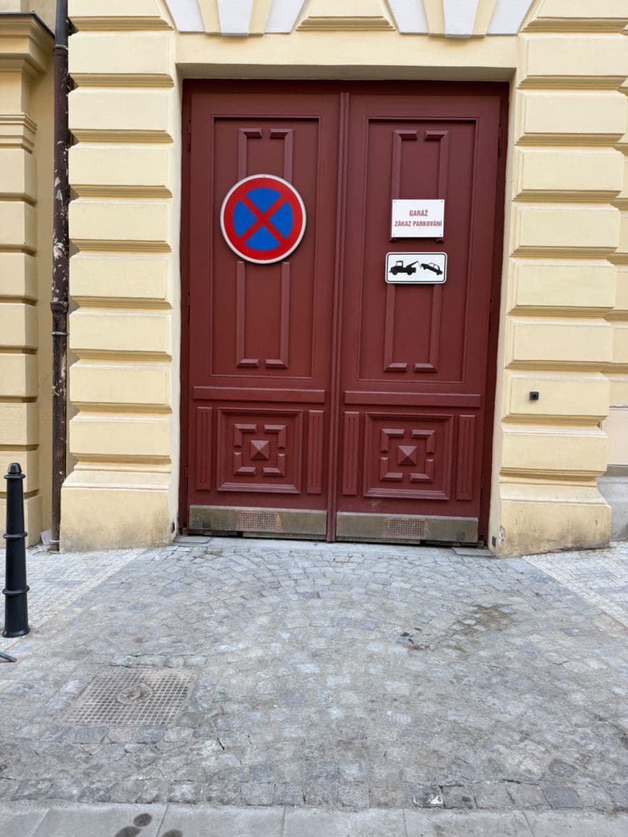 garage to rent, 15 m², Prague, Prague garage to rent, 15 m², Prague, Prague