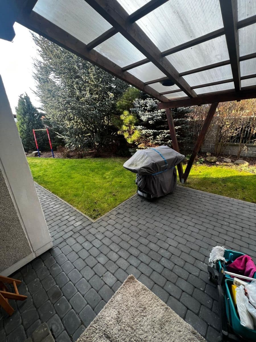 house to rent, 128 m², V Pálce, Křenice, Středočeský Region house to rent, 128 m², V Pálce, Křenice, Středočeský Region