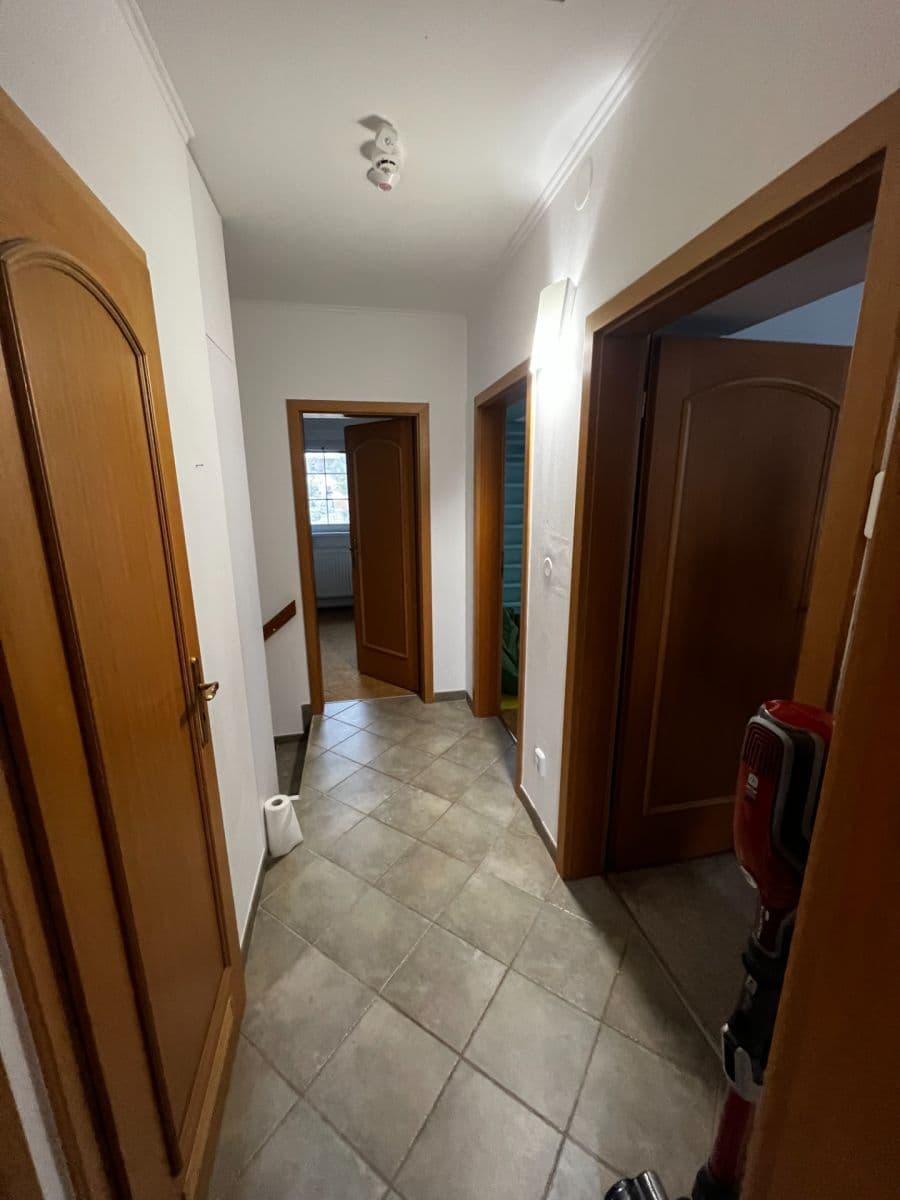 house to rent, 128 m², V Pálce, Křenice, Středočeský Region house to rent, 128 m², V Pálce, Křenice, Středočeský Region