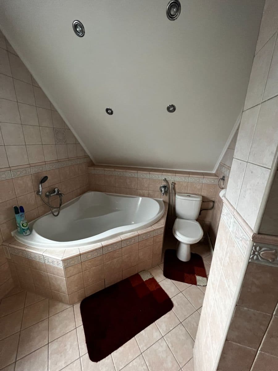 house to rent, 128 m², V Pálce, Křenice, Středočeský Region house to rent, 128 m², V Pálce, Křenice, Středočeský Region