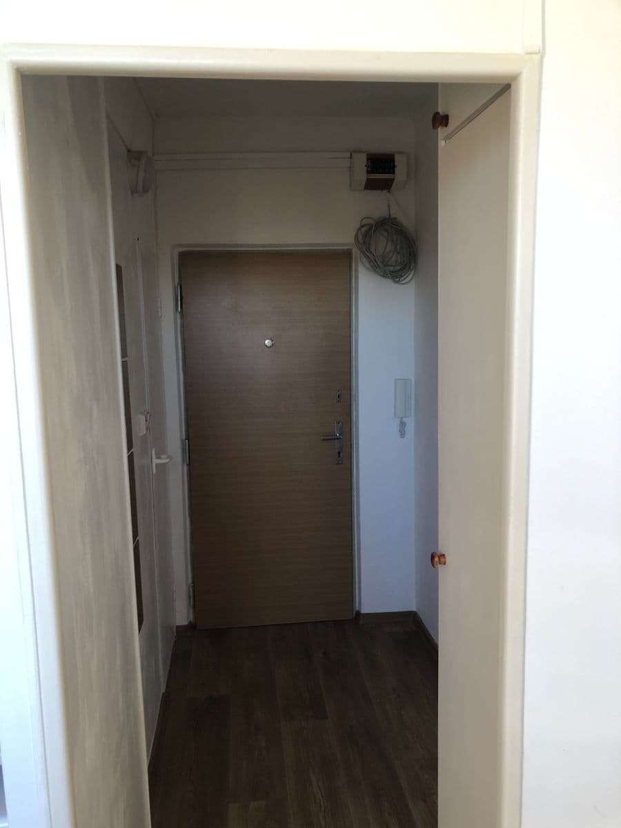 1 bedroom flat to rent, 33 m², Rousínovská, Brno, Jihomoravský Region 1 bedroom flat to rent, 33 m², Rousínovská, Brno, Jihomoravský Region