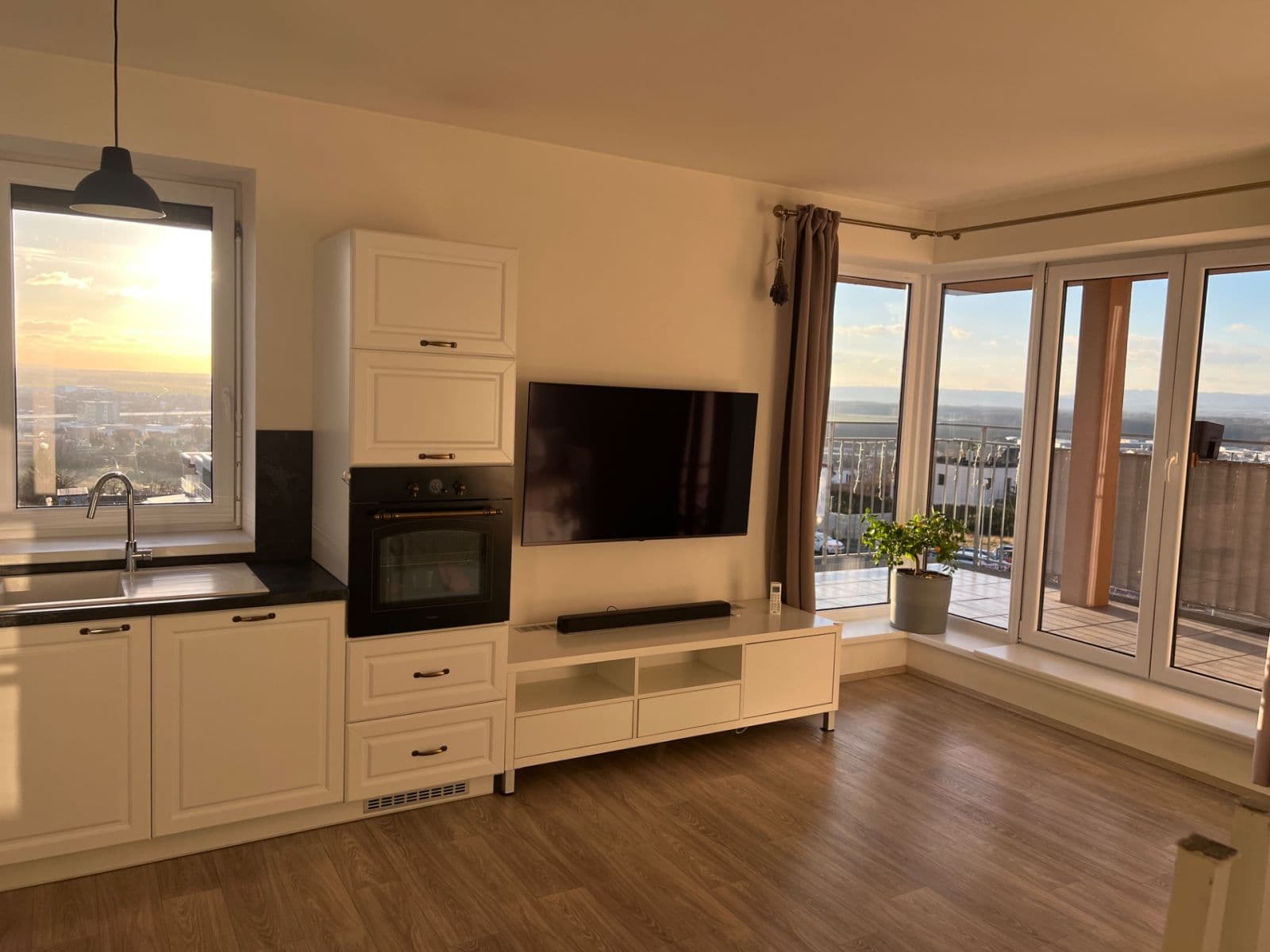 1 bedroom with open-plan kitchen flat to rent, 63 m², Jabloňová, Uherské Hradiště, Zlínský Region 1 bedroom with open-plan kitchen flat to rent, 63 m², Jabloňová, Uherské Hradiště, Zlínský Region