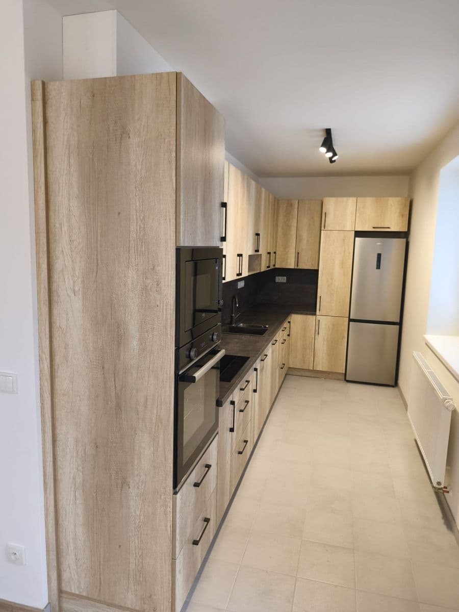 Studio flat to rent, 48 m², P. Bezruče, Nová Paka, Královéhradecký Region Studio flat to rent, 48 m², P. Bezruče, Nová Paka, Královéhradecký Region